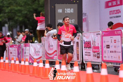 Race photo from Smartfren Run 2024