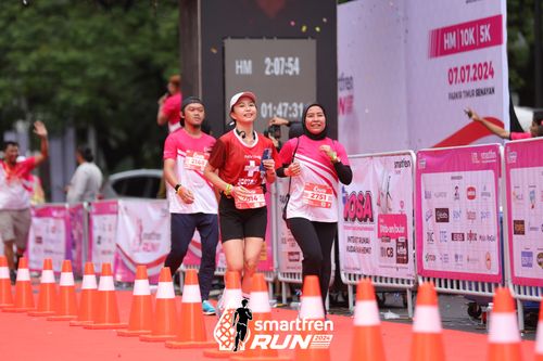 Race photo from Smartfren Run 2024
