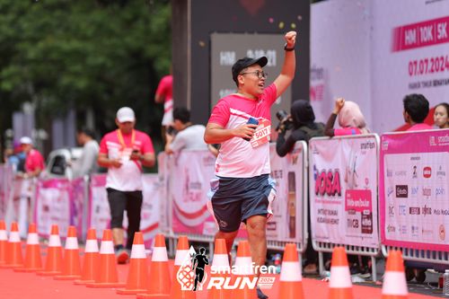 Race photo from Smartfren Run 2024
