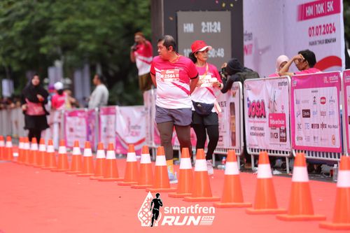 Race photo from Smartfren Run 2024