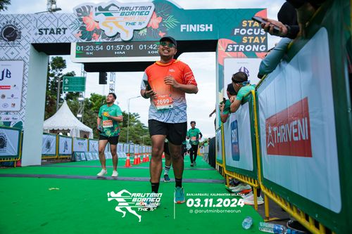 Race photo from Arutmin Borneo Run 2024