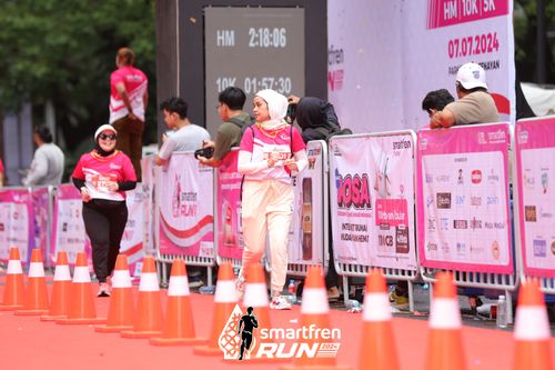 Race photo from Smartfren Run 2024