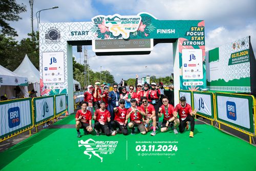 Race photo from Arutmin Borneo Run 2024