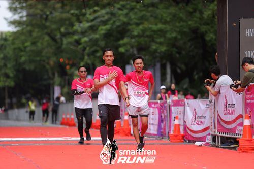 Race photo from Smartfren Run 2024
