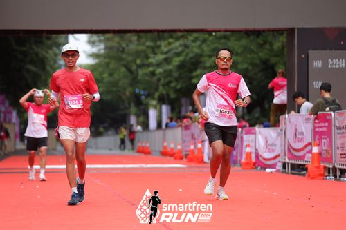 Race photo from Smartfren Run 2024