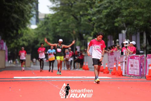 Race photo from Smartfren Run 2024
