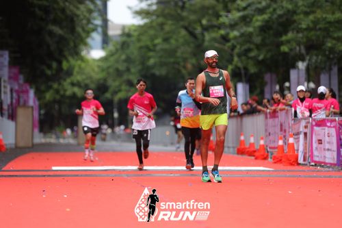 Race photo from Smartfren Run 2024