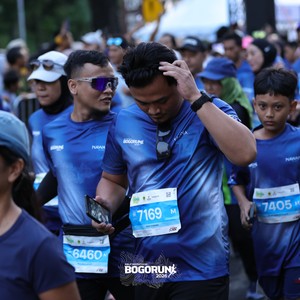Race photo from BOGORUN 2026