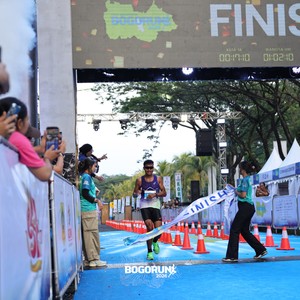 Race photo from BOGORUN 2026