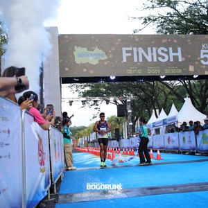 Race photo from BOGORUN 2026