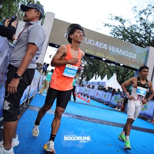 Race photo from BOGORUN 2026