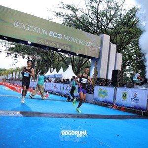 Race photo from BOGORUN 2026