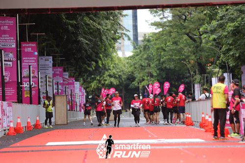 Race photo from Smartfren Run 2024