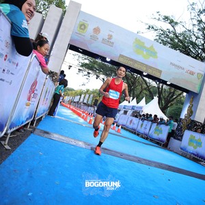 Race photo from BOGORUN 2026