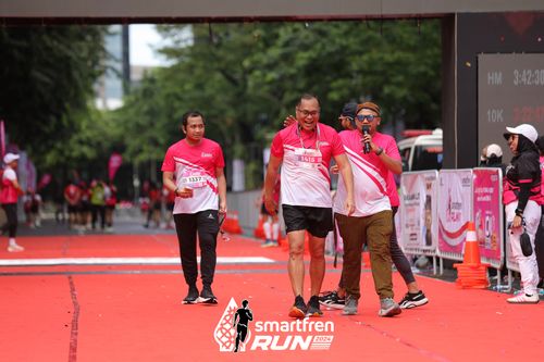 Race photo from Smartfren Run 2024