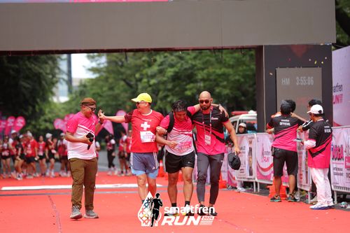 Race photo from Smartfren Run 2024
