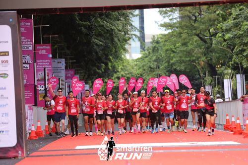 Race photo from Smartfren Run 2024