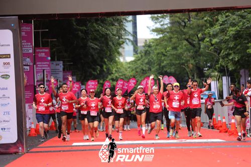 Race photo from Smartfren Run 2024