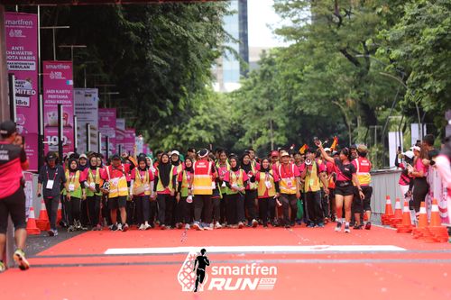 Race photo from Smartfren Run 2024