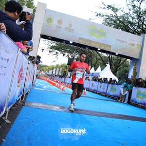 Race photo from BOGORUN 2026
