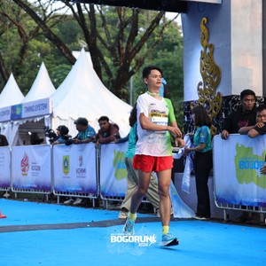 Race photo from BOGORUN 2026