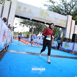 Race photo from BOGORUN 2026