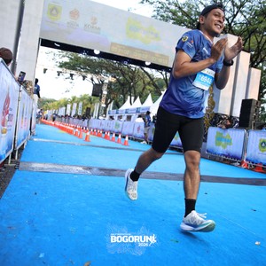Race photo from BOGORUN 2026