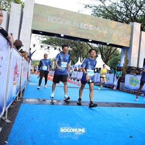 Race photo from BOGORUN 2026