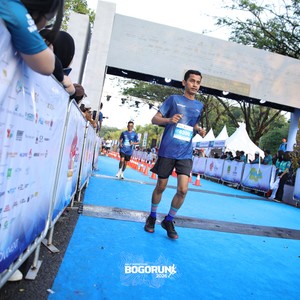 Race photo from BOGORUN 2026