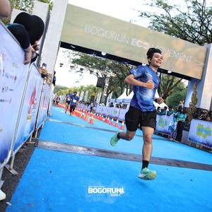 Race photo from BOGORUN 2026