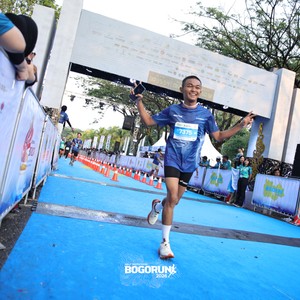 Race photo from BOGORUN 2026