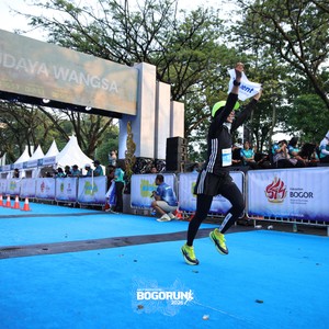 Race photo from BOGORUN 2026
