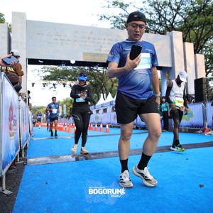 Race photo from BOGORUN 2026