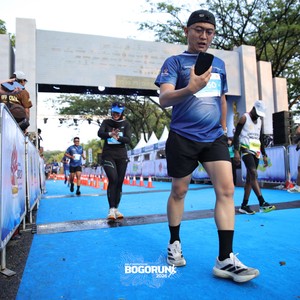 Race photo from BOGORUN 2026