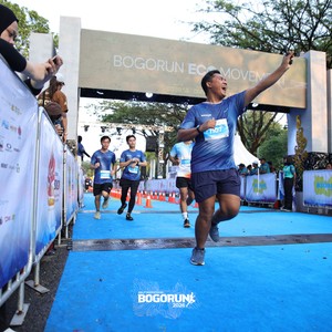 Race photo from BOGORUN 2026