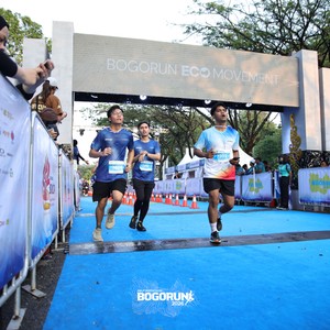 Race photo from BOGORUN 2026