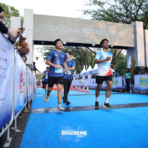 Race photo from BOGORUN 2026