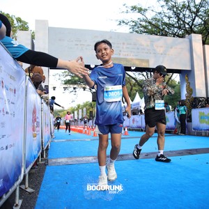Race photo from BOGORUN 2026