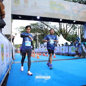 Race photo from BOGORUN 2026