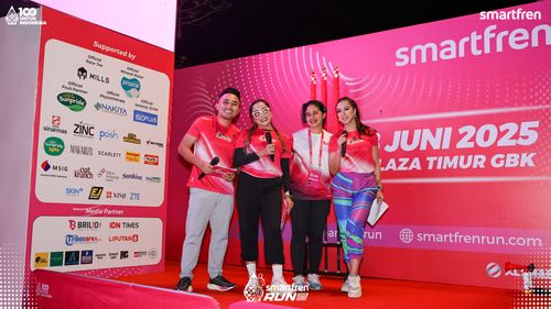 Race photo from Smartfren Run 2025 