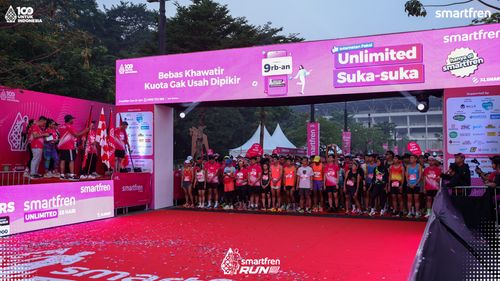 Race photo from Smartfren Run 2025 