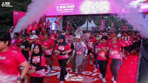Race photo from Smartfren Run 2025 