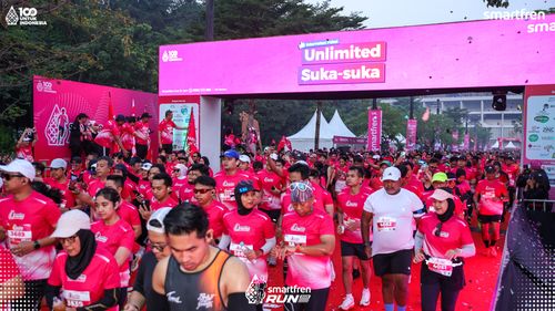 Race photo from Smartfren Run 2025 