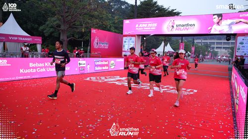 Race photo from Smartfren Run 2025 