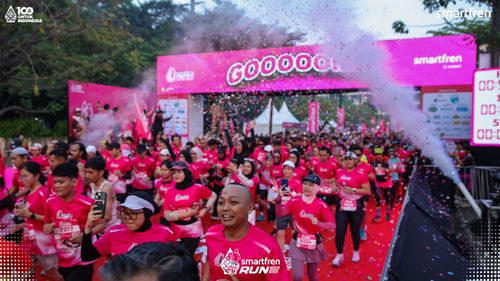Race photo from Smartfren Run 2025 