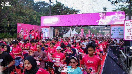 Race photo from Smartfren Run 2025 