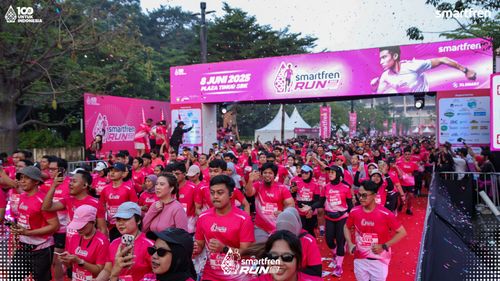 Race photo from Smartfren Run 2025 