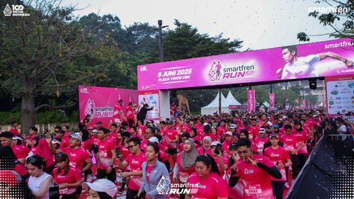 Race photo from Smartfren Run 2025 