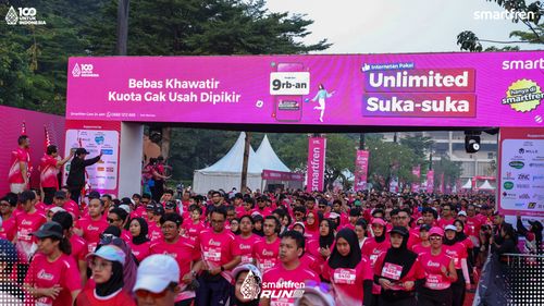 Race photo from Smartfren Run 2025 