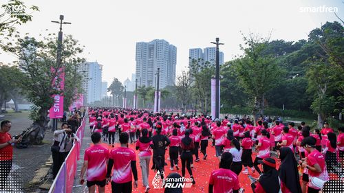 Race photo from Smartfren Run 2025 